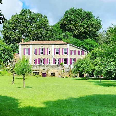 Les Volets Violets Bed and Breakfast Salles  Eksteriør billede
